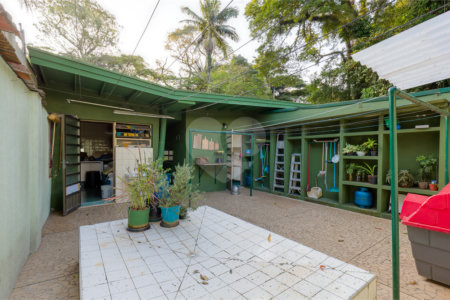 Casa Térrea à venda com 5 quartos, sendo 2 suítes, em Alto da Boa Vista, São Paulo, SP