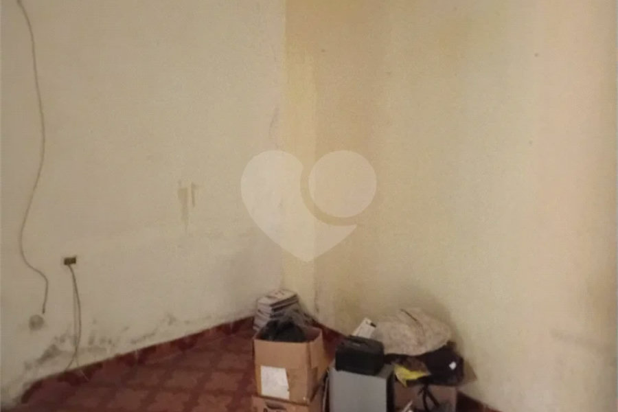 Casa Térrea à venda com 4 quartos, sendo 1 suíte, em Vila Antonieta, São Paulo, SP