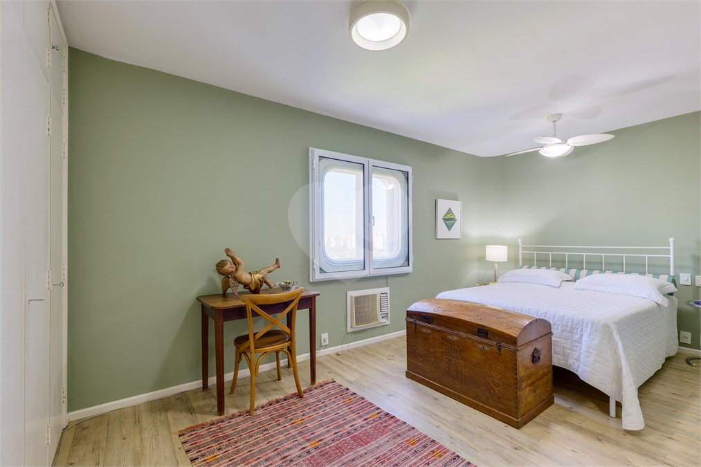 Apartamento à venda com 3 quartos, sendo 1 suíte, em Granja Julieta, São Paulo, SP