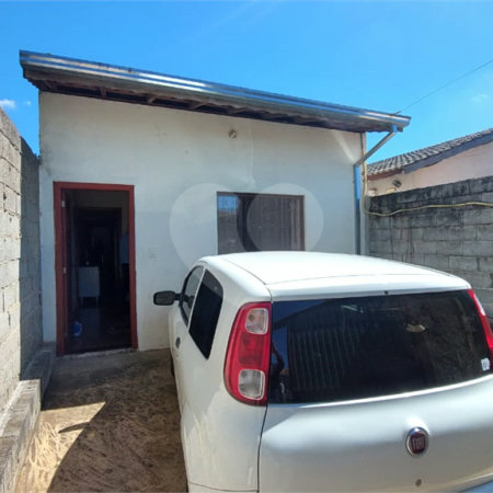 Casa à venda com 2 quartos em Residencial Hípica Jaguari, Bragança Paulista, SP