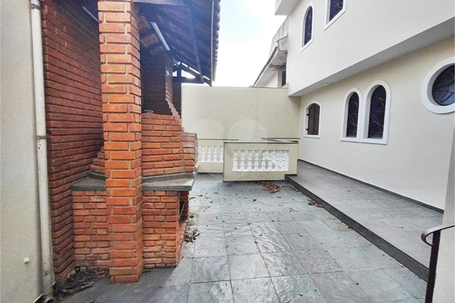 Sobrado à venda ou para alugar com 5 quartos, sendo 3 suítes, em Jardim França, São Paulo, SP