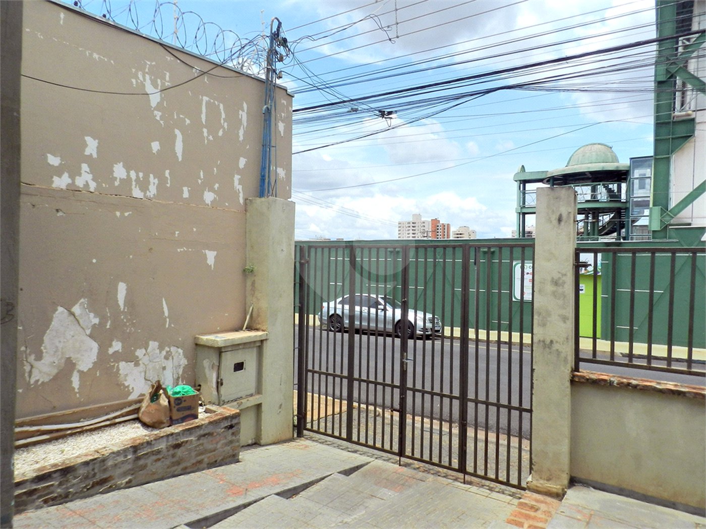 Casa à venda com 3 quartos, sendo 1 suíte,  em Jardim Sumaré, Ribeirão Preto, SP