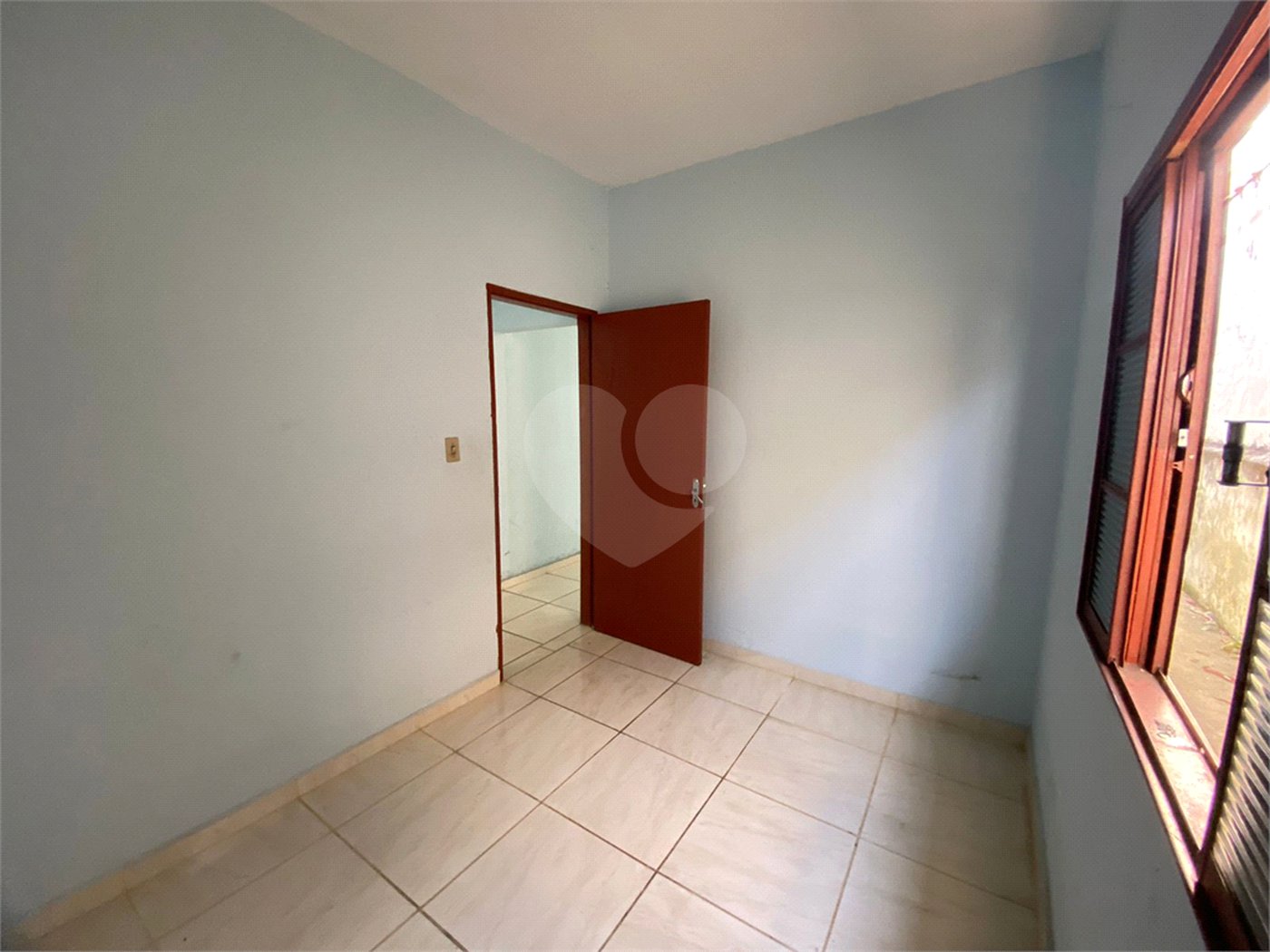 Casa à venda com 2 quartos em Jardim Elizabeth, Salto, SP