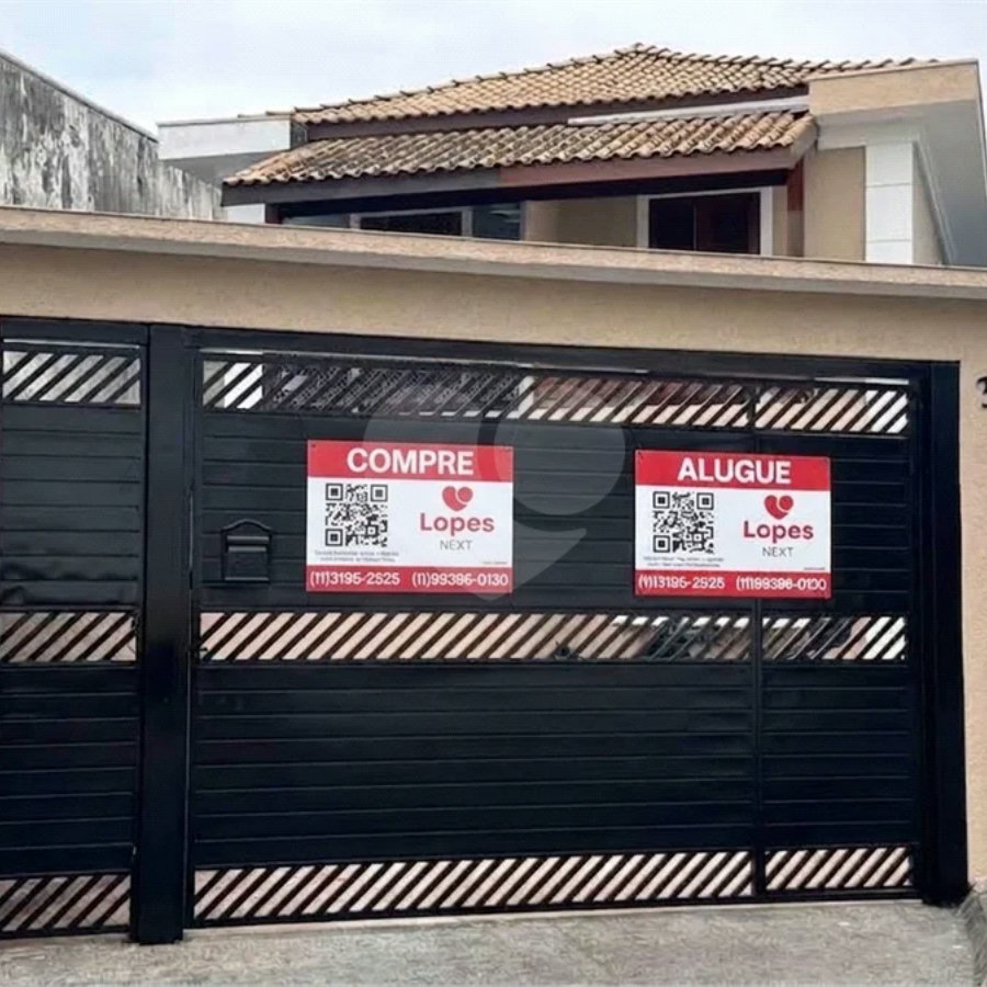 Sobrado à venda ou para alugar com 3 suítes em Vila Sônia, São Paulo, SP