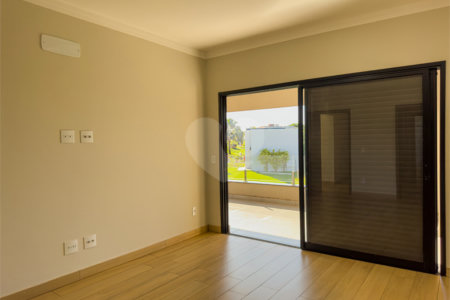 Condomínio à venda com 4 quartos, sendo 3 suítes, em Loteamento Terras de Florença, Ribeirão Preto, SP
