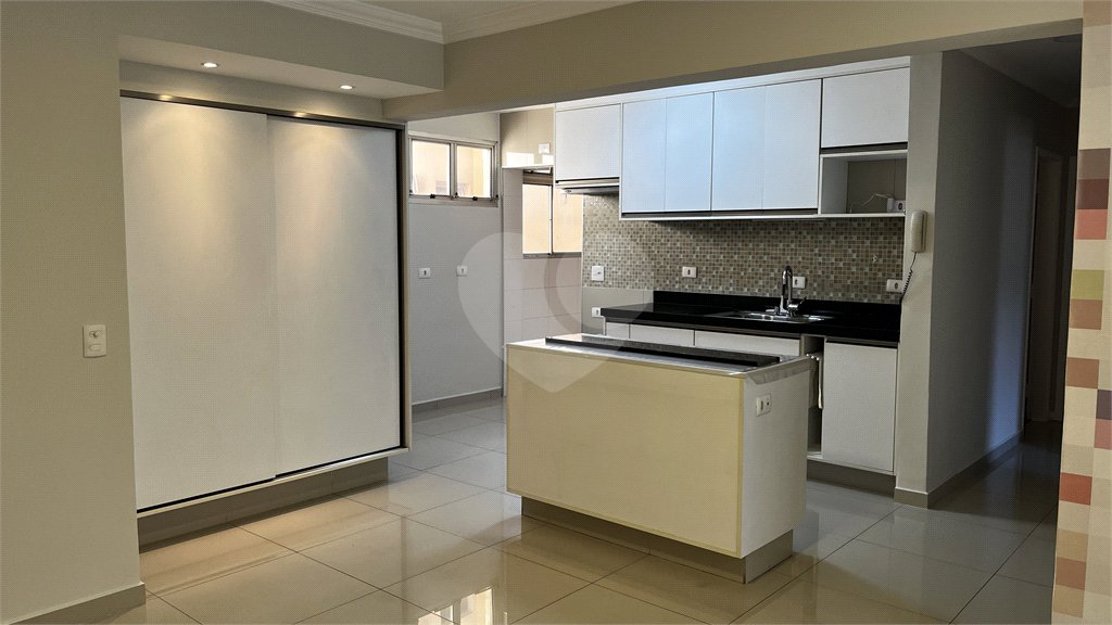 Apartamento à venda com 3 quartos em Vila Pompéia, São Paulo, SP