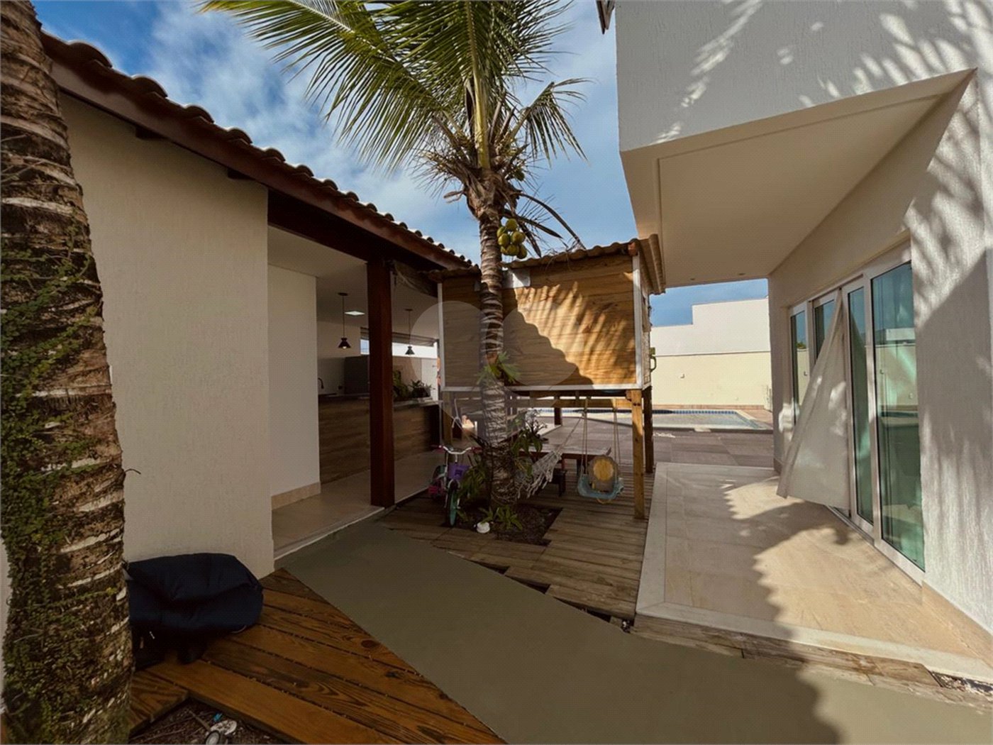 Casa à venda com 5 quartos, sendo 1 suíte, em Orla Norte, Porto Seguro, BA