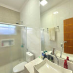 Casa à venda com 4 quartos, sendo 3 suítes, no condomínio Vila Hípica II, Vinhedo - SP