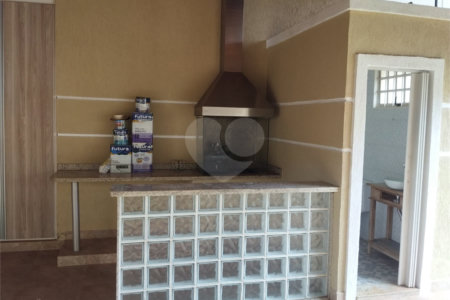 Casa à venda com 3 quartos, sendo 1 suíte,  no condomínio Vila Aracoara, Araraquara - SP