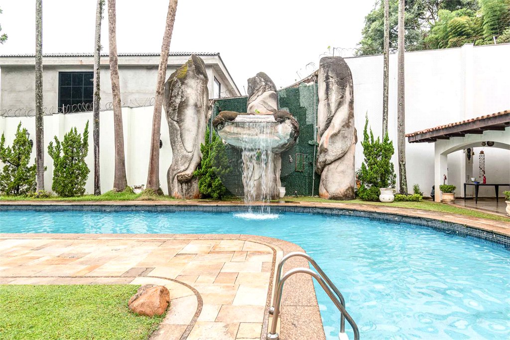 Casa à venda com 5 suítes em Fazenda Morumbi, São Paulo, SP