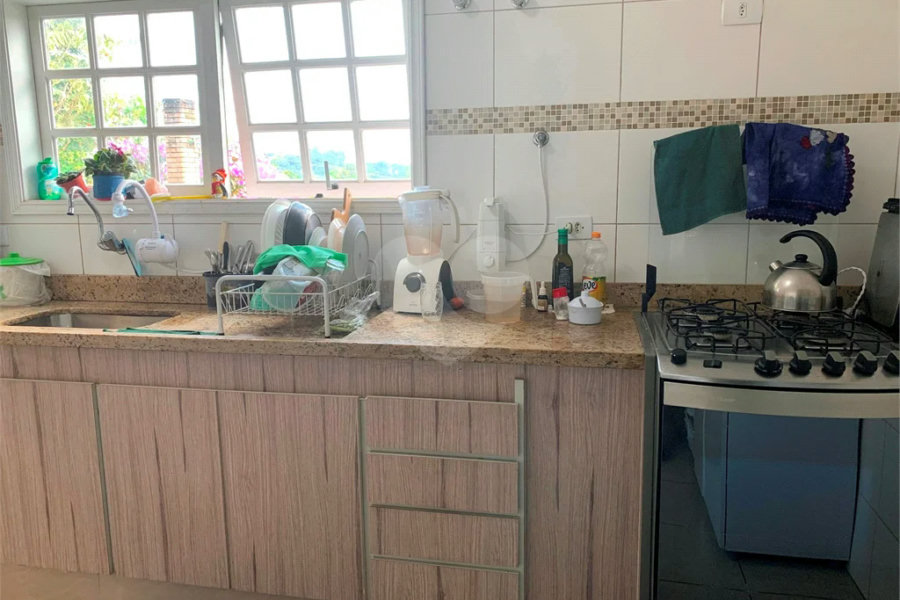 Sobrado à venda com 3 quartos, sendo 1 suíte, em Tremembé, São Paulo, SP