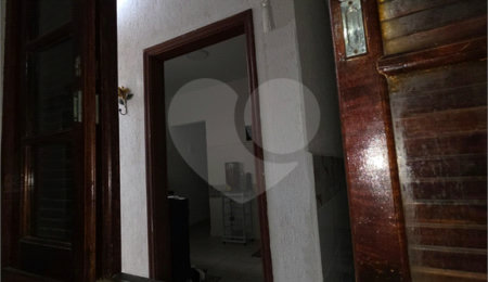 Casa Térrea à venda com 2 quartos em Jardim Brasil, Atibaia, SP