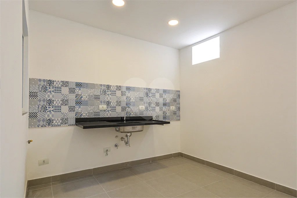 Casa à venda com 2 quartos no condomínio Andrade, São Paulo - SP