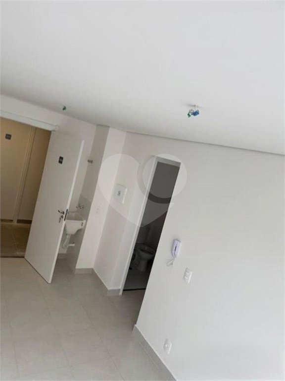 Apartamento à venda com 2 quartos em Parque Industrial Tomas Edson, São Paulo, SP