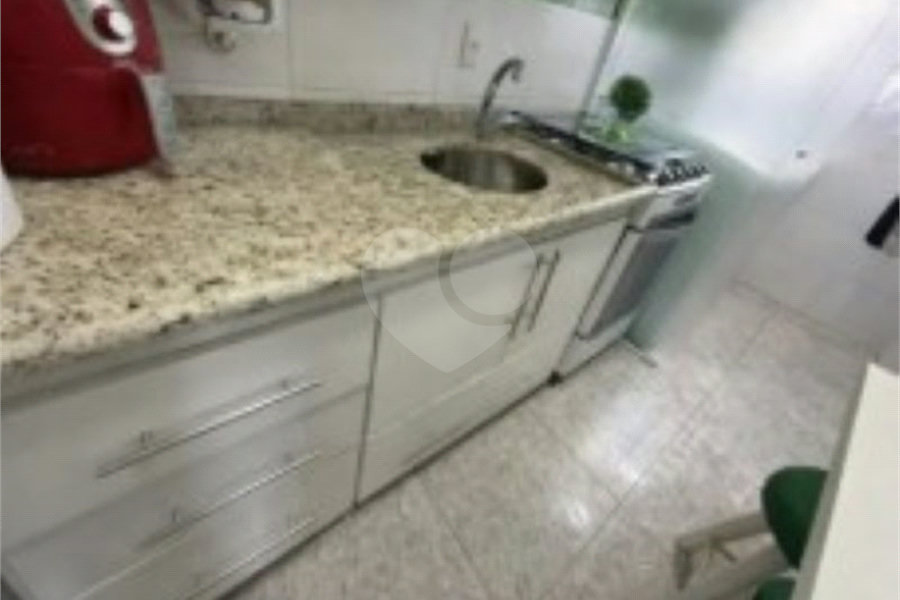 Apartamento à venda com 2 quartos em Jardim Mangalot, São Paulo, SP