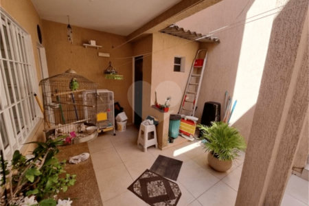 Sobrado à venda com 5 quartos, sendo 1 suíte,  em Vila Moraes, São Paulo, SP