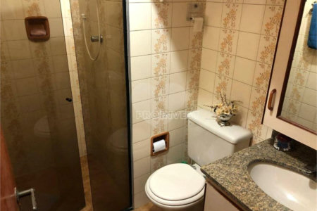 Sobrado à venda com 5 quartos, sendo 1 suíte, em Jardim São Jorge (raposo Tavares), São Paulo, SP