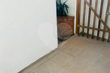 Casa de Vila à venda com 4 quartos, sendo 2 suítes, em Alto da Boa Vista, São Paulo, SP