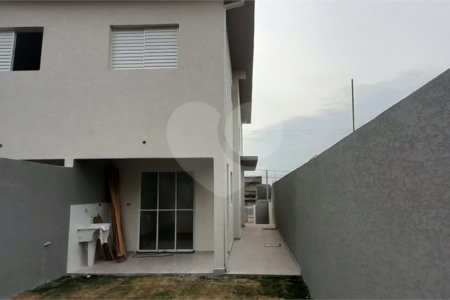 Casa à venda com 2 suítes em Vila Santa Helena, Atibaia, SP