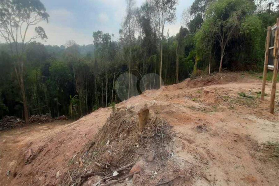 Terreno à venda no condomínio Alpes da Cantareira, Mairiporã - SP