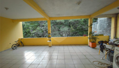 Sobrado à venda com 3 quartos em Jaraguá, São Paulo, SP