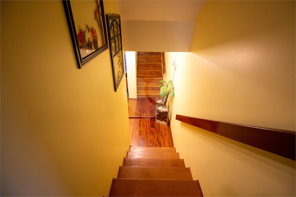 Casa à venda ou para alugar com 4 quartos, sendo 1 suíte, no Centro, São Roque, SP