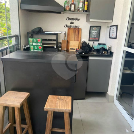 Apartamento à venda Campo Belo, 74 m², 3 dormitórios, 1 suíte, varanda gourmet, 2 vagas, depósito