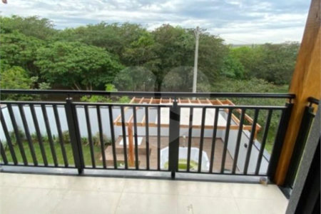 Casa à venda com 3 quartos, sendo 1 suíte, no condomínio Lagos D´icaraí, Salto - SP