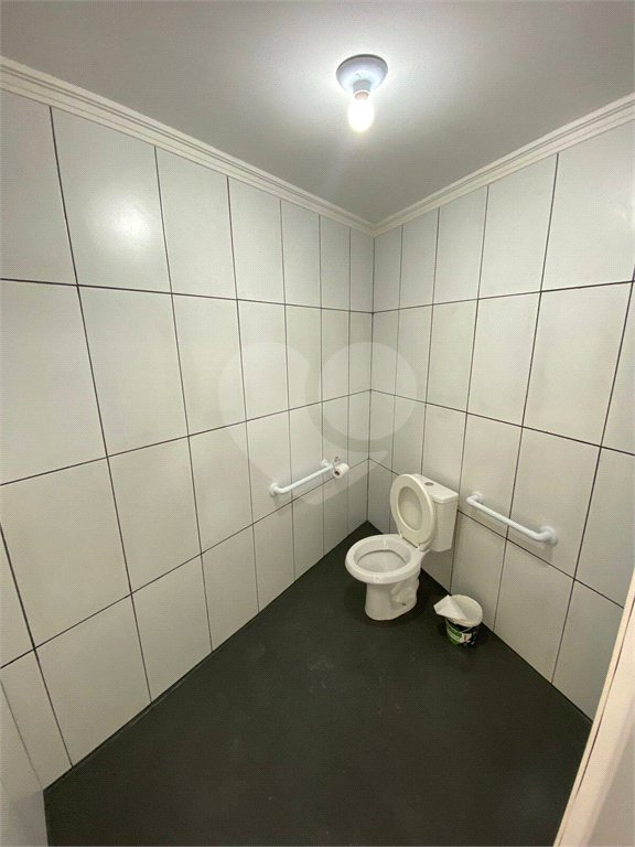 Salão para alugar em Vila das Acácias, Poá, SP