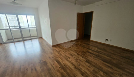 Apartamento à venda com 3 quartos, sendo 1 suíte, em Tatuapé, São Paulo, SP