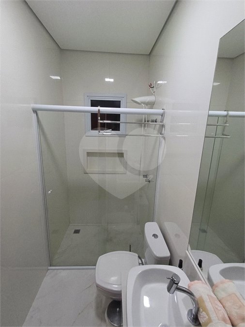 Casa à venda com 3 quartos, sendo 1 suíte, no condomínio Mantova, Indaiatuba - SP