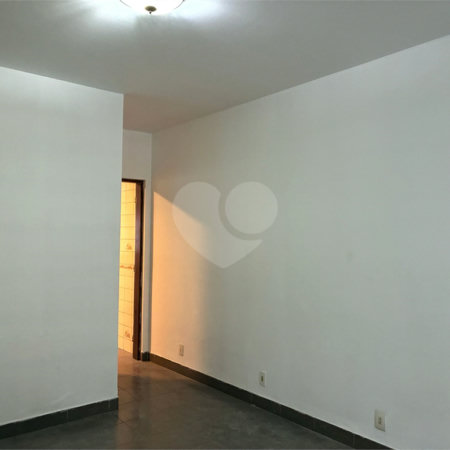 Casa à venda com 3 quartos, sendo 1 suíte,  em Vila Figueira, Suzano, SP