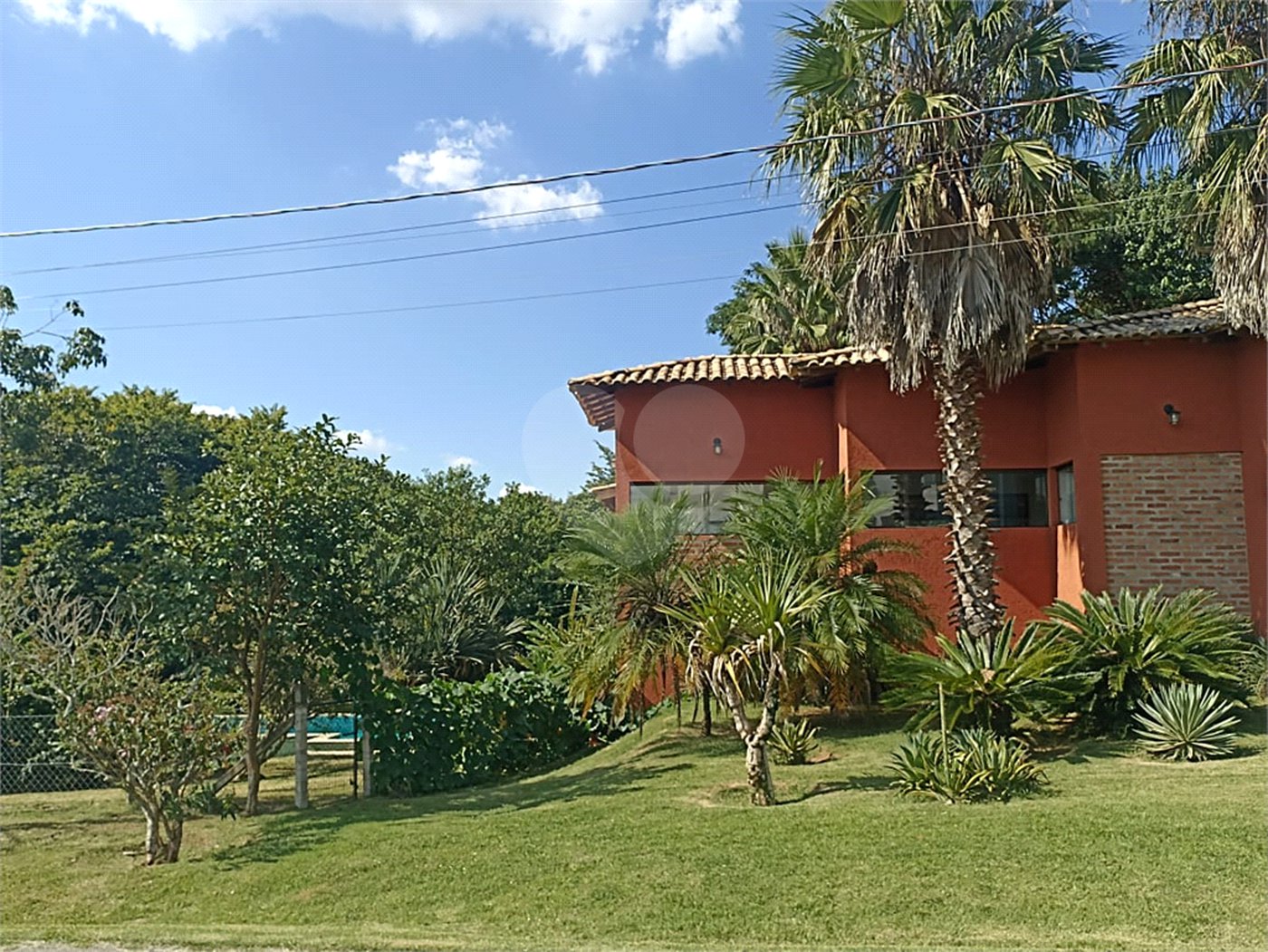 Casa à venda com 3 suítes no condomínio Village Ipanema 1, Araçoiaba da Serra - SP