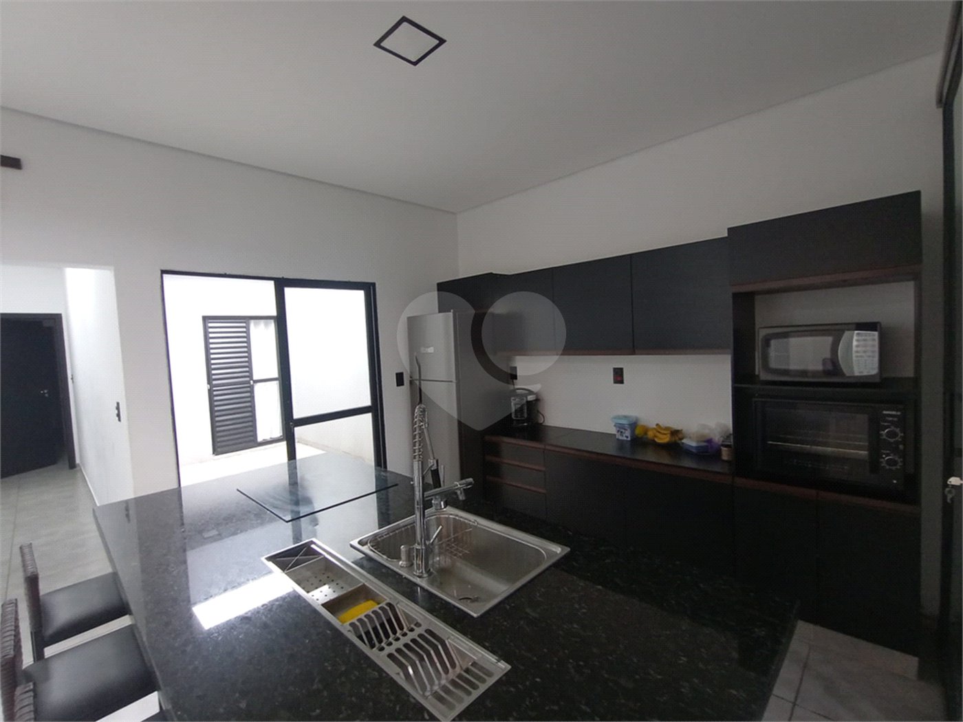Casa à venda com 3 quartos, sendo 1 suíte, em Vila Santana, Itapetininga, SP