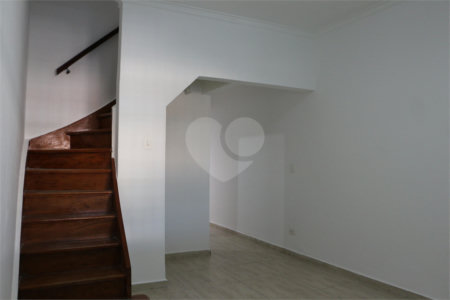 Casa à venda com 2 quartos, sendo 1 suíte,  em Vila Moreira, São Paulo, SP