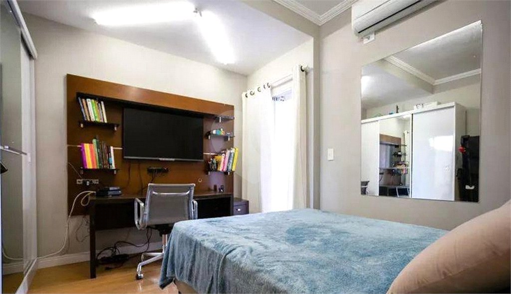 Sobrado à venda com 4 quartos, sendo 1 suíte, em Mandaqui, São Paulo, SP