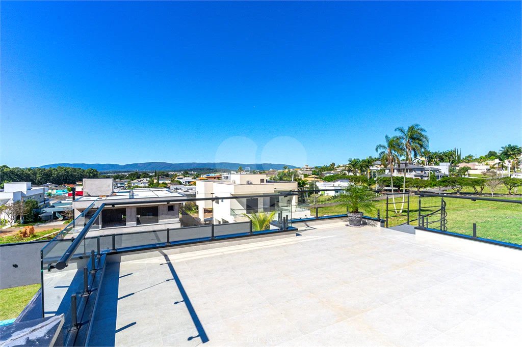 Casa à venda com 4 suítes no condomínio Residencial dos Lagos, Itupeva - SP