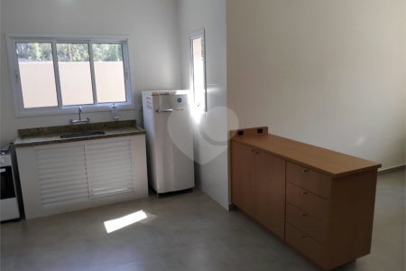 Casa à venda com 3 quartos, sendo 1 suíte,  em Loteamento Jardim Solares, Atibaia, SP