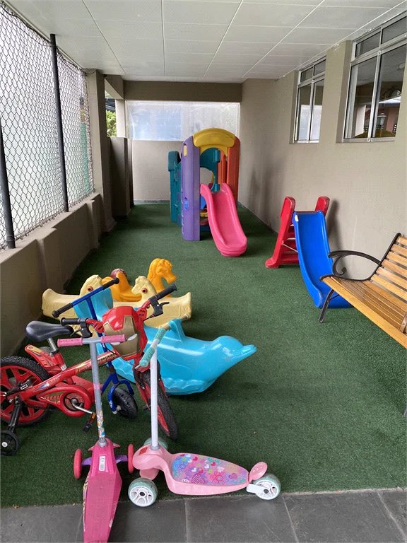 Apartamento à venda com 3 quartos, sendo 1 suíte, em Brooklin Paulista, São Paulo, SP