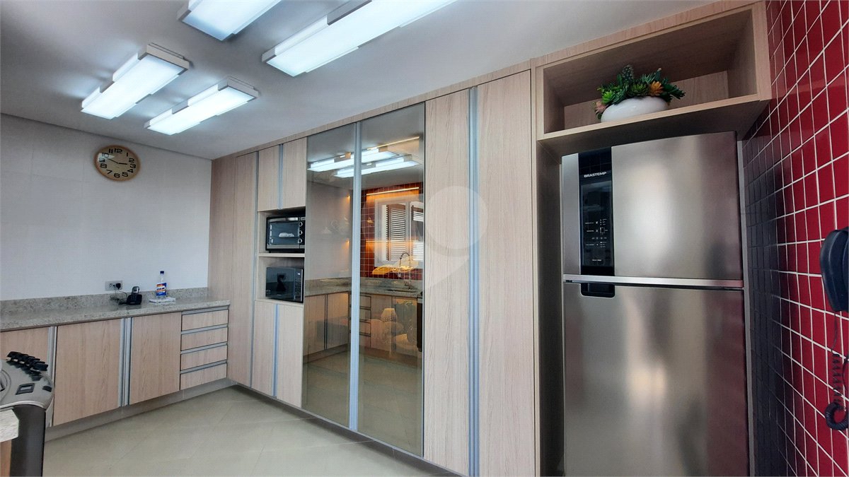 Apartamento à venda com 3 suítes em Jardim Marajoara, São Paulo, SP