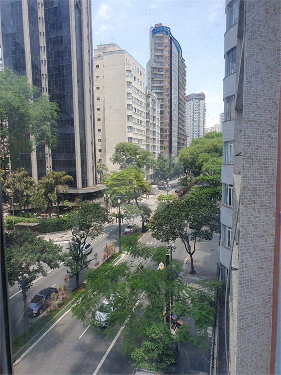Apartamento à venda com 2 quartos em Bela Vista, São Paulo, SP