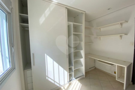 Casa à venda com 5 quartos, sendo 1 suíte,  em Indianópolis, São Paulo, SP