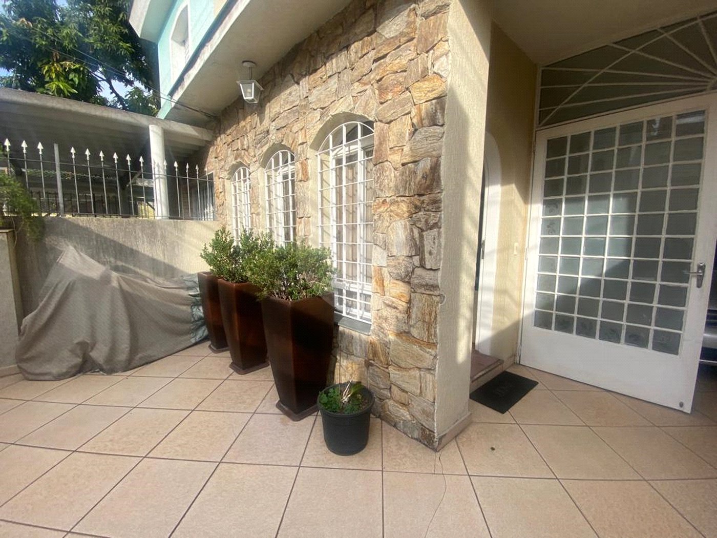 Casa à venda com 4 quartos, sendo 2 suítes, em Parada Inglesa, São Paulo, SP