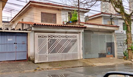 Sobrado à venda com 3 quartos, sendo 1 suíte,  em Parque Colonial, São Paulo, SP