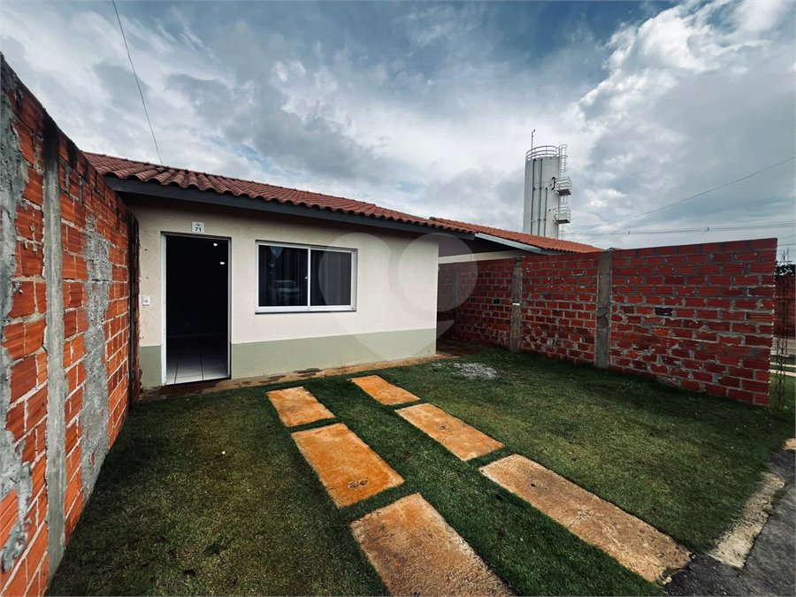 Casa à venda com 2 quartos em Jardim Nova Era, Itapetininga, SP