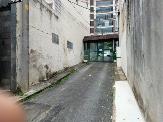 Sobrado à venda com 3 quartos em Santa Terezinha, São Paulo, SP