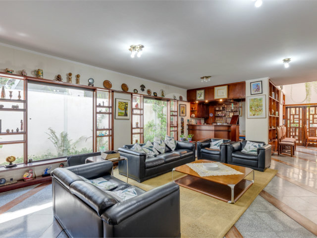 Casa à venda com 4 suítes no condomínio Granja do Morumbi, São Paulo - SP