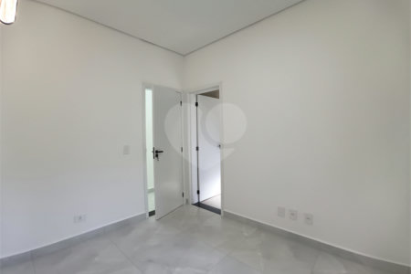 Casa à venda com 3 suítes no condomínio Campos do Conde I e II, Sorocaba - SP