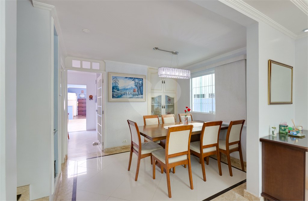 Casa à venda com 3 quartos, sendo 1 suíte, em Santo Amaro, São Paulo, SP