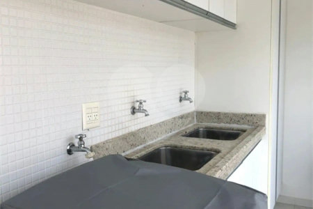 Casa à venda com 5 quartos, sendo 4 suítes, no condomínio Sol Vinhedo, Vinhedo - SP